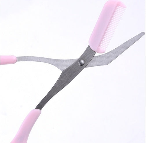 Eyebrow scissors with eyebrow comb