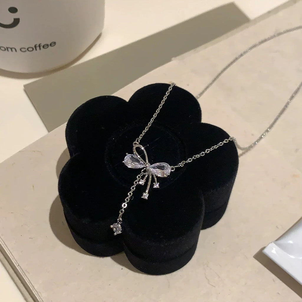 The Luxe Adornment