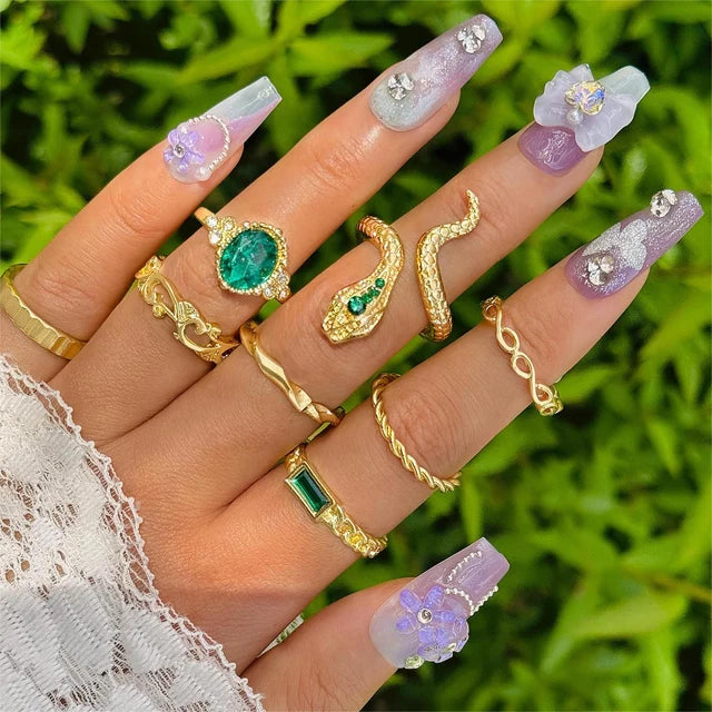 Snake-Shaped Ring Set